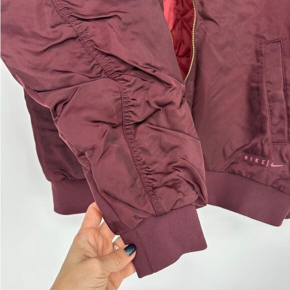 Nike Road To Wellness bomber jacket Reversible Quilted - Picture 6 of 8